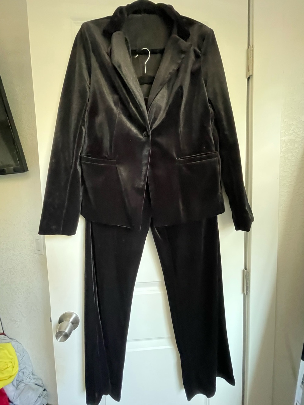 Women's Black Velvet two pieces - Tailored Evening Blazer and pants